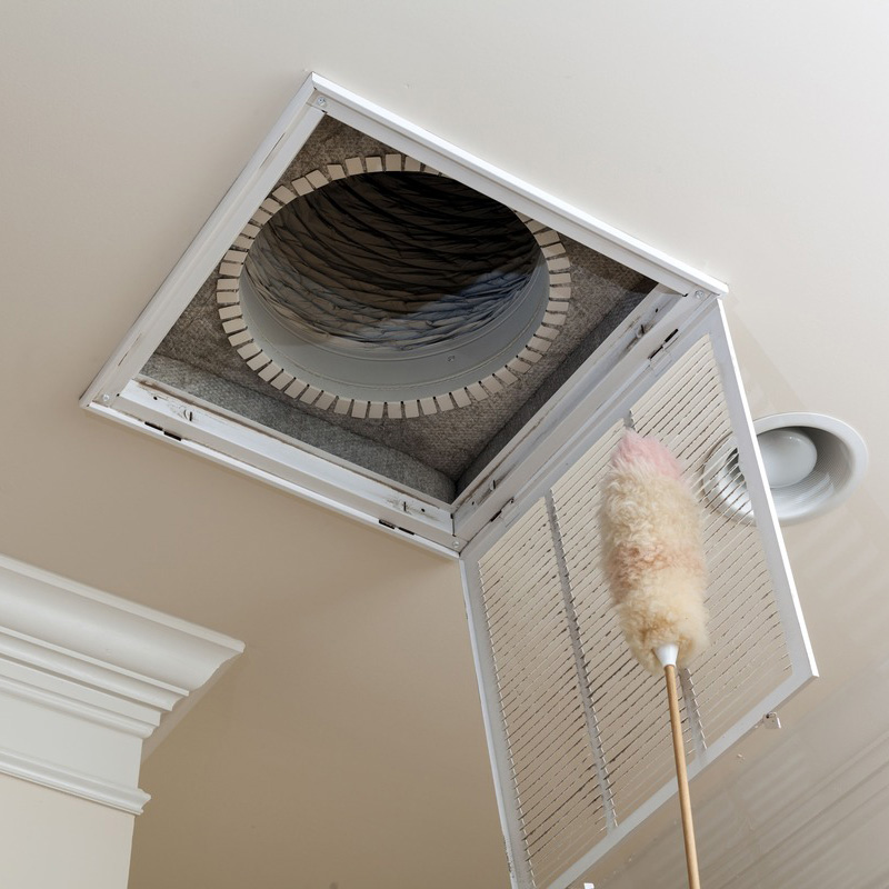 dusting-vent-air-conditioning-filter-ceiling